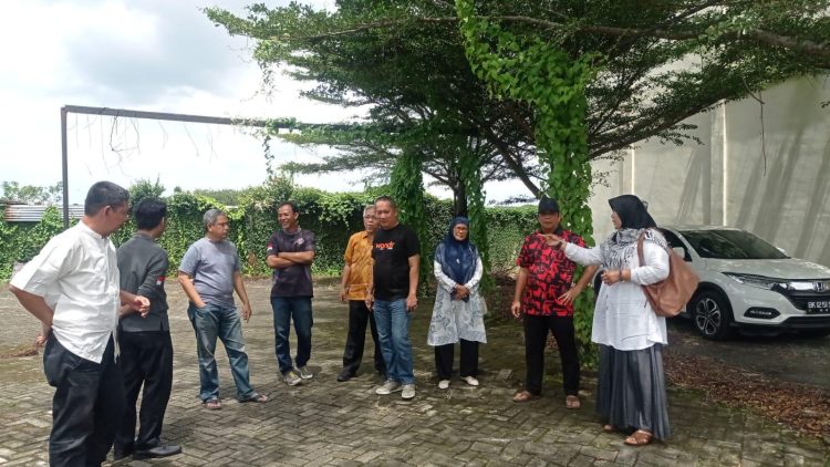 Ketum Rusdi Lubis dan Jajaran Pengurus Tinjau Lokasi Lahan Pembangunan Kantor KAHMI Sumut