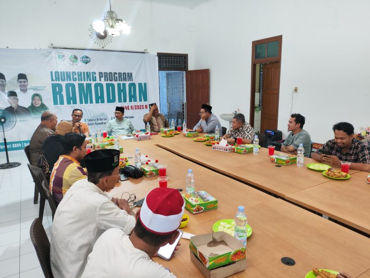 Diskusi Konstitusi Semarakkan Bukber Digelar Bidang Hukum KAHMI Sumut
