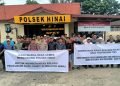 Halaman Polsek Hinai kebanjiran ucapan papan bunga