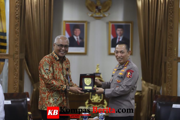 PWI Pusat Audensi dengan Kapolri