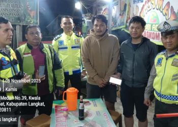 Polantas Menyapa: Edukasi Tertib Lalu Lintas untuk Ojol dan Pengguna Jalan di Stabat