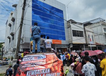 BNI Cabang Rantau Prapat Didemo Tangis Umat Pecah, Dana Rp21 Miliar Masih Tanpa Jejak